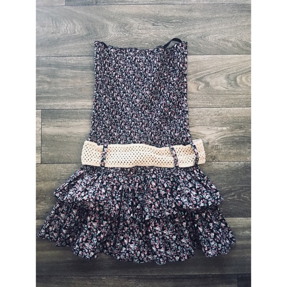 Dress - Picture 2 of 3